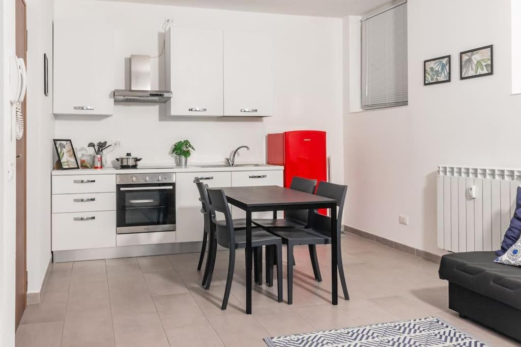 Staurenghi Blue Apartment Варезе Экстерьер фото